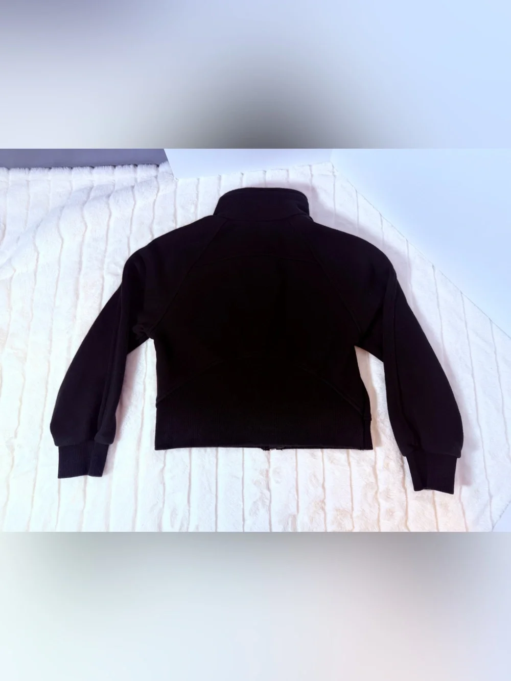 Girls 10 - zip up long crop sweatshirt (no size tag)